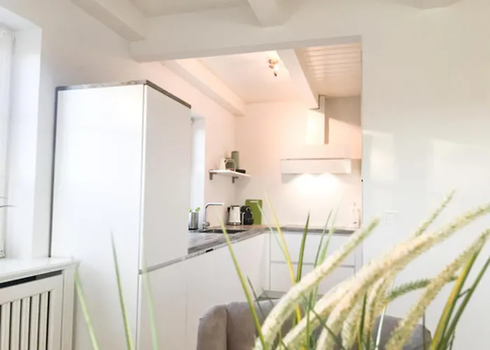 Semesterbostad Lütten Bratappel *